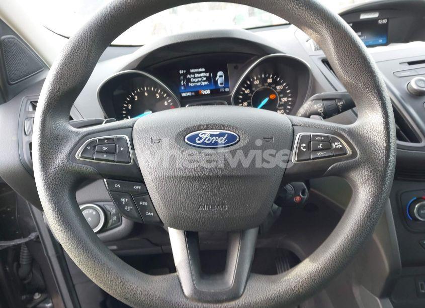 Photo 19 of 2017 Ford Escape SE (VIN 1FMCU0GD0HUE00683)