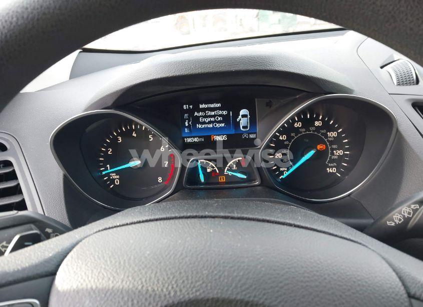 Photo 7 of 2017 Ford Escape SE (VIN 1FMCU0GD0HUE00683)