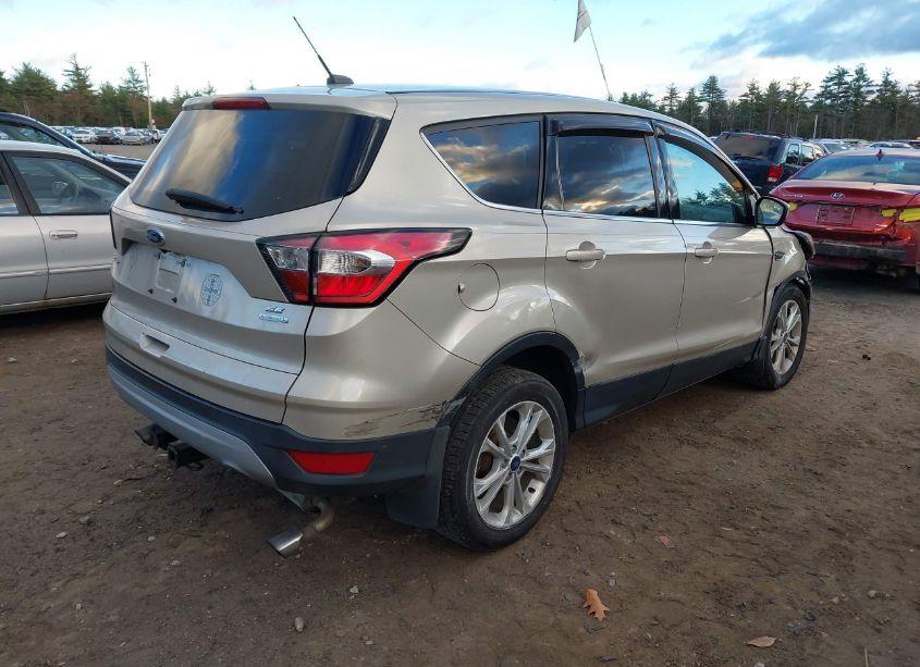 Photo 4 of 2017 Ford Escape SE (VIN 1FMCU0GD0HUE02207)