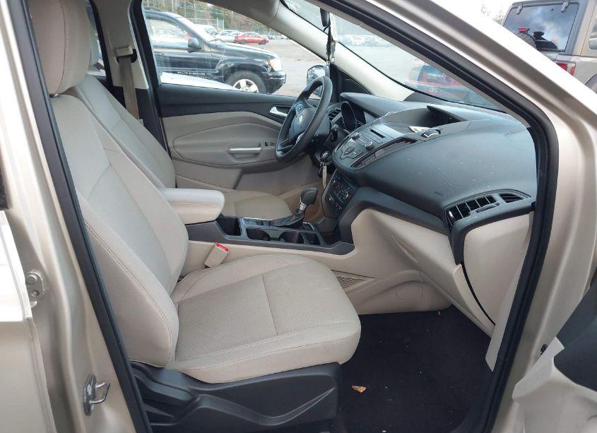 Photo 5 of 2017 Ford Escape SE (VIN 1FMCU0GD0HUE02207)