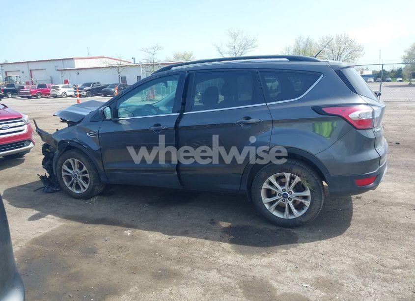 Photo 15 of 2017 Ford Escape SE (VIN 1FMCU0GD0HUE06774)