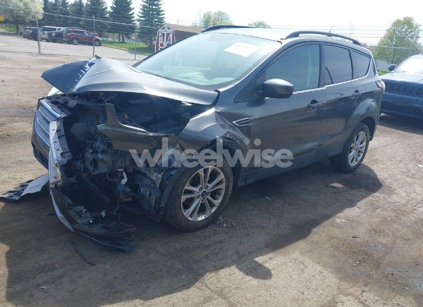 Photo 2 of 2017 Ford Escape SE (VIN 1FMCU0GD0HUE06774)