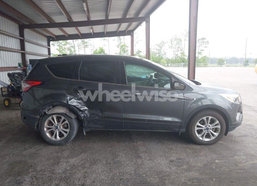 Photo 13 of 2017 Ford Escape SE (VIN 1FMCU0GD0HUE85993)