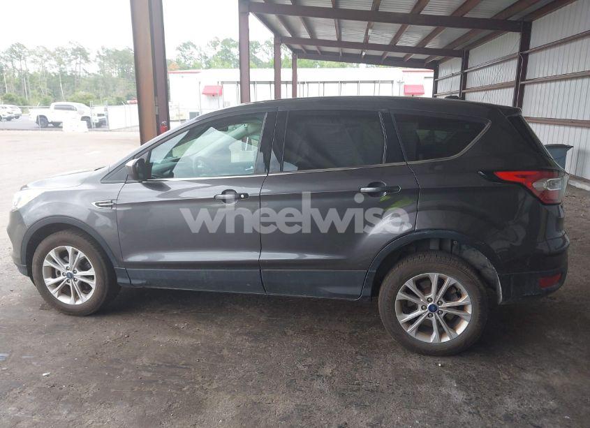 Photo 14 of 2017 Ford Escape SE (VIN 1FMCU0GD0HUE85993)