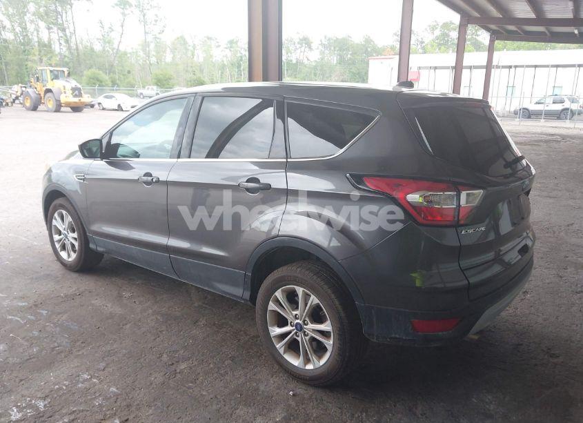 Photo 3 of 2017 Ford Escape SE (VIN 1FMCU0GD0HUE85993)