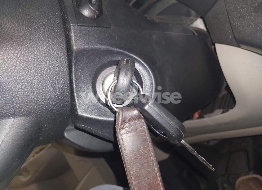 Photo 11 of 2018 Ford Escape SE (VIN 1FMCU0GD0JUA11323)