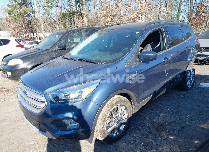 Photo 2 of 2018 Ford Escape SE (VIN 1FMCU0GD0JUC57983)