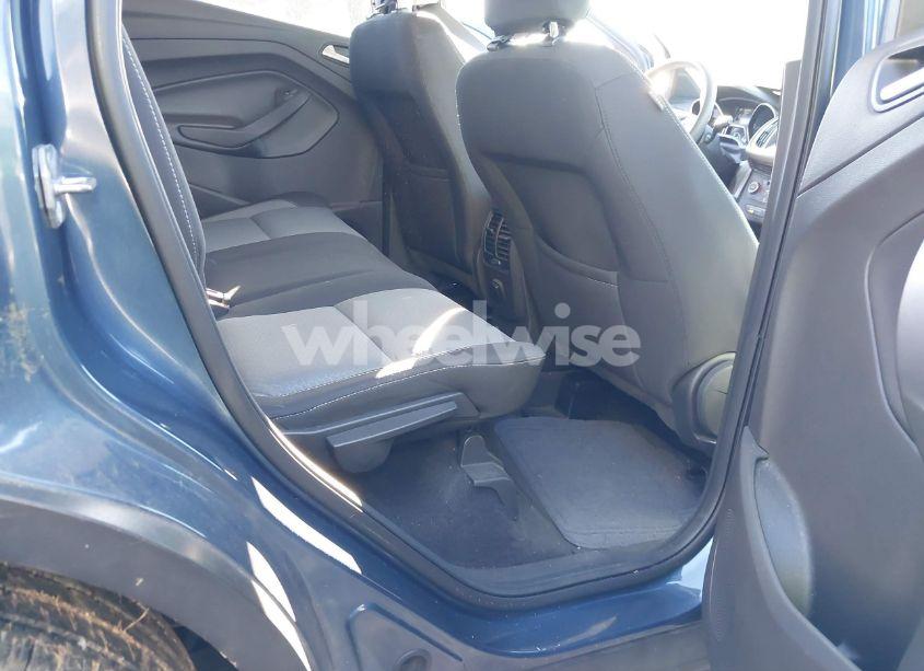 Photo 8 of 2018 Ford Escape SE (VIN 1FMCU0GD0JUC57983)