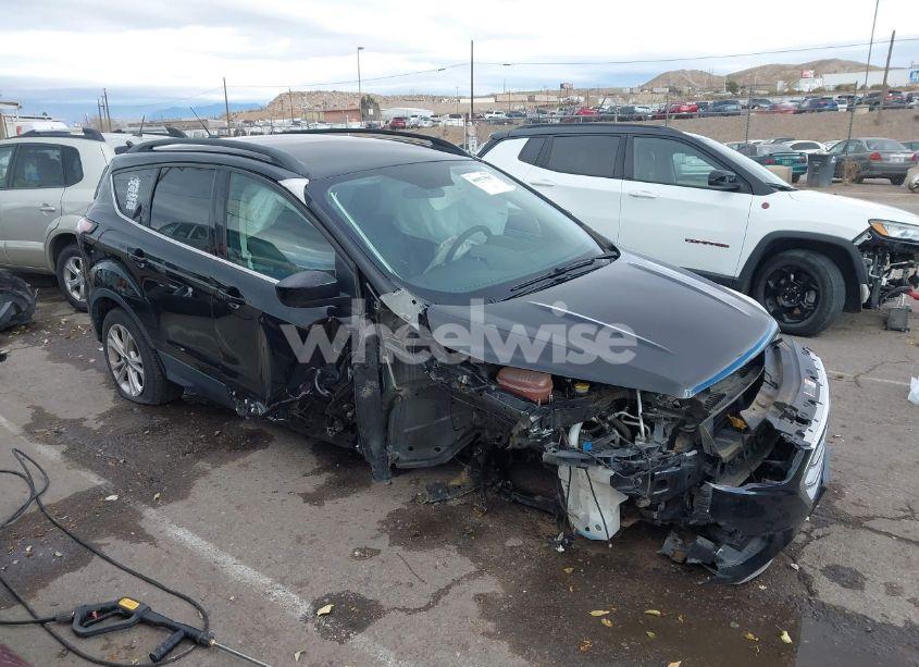 Photo 13 of 2018 Ford Escape SE (VIN 1FMCU0GD0JUC60897)