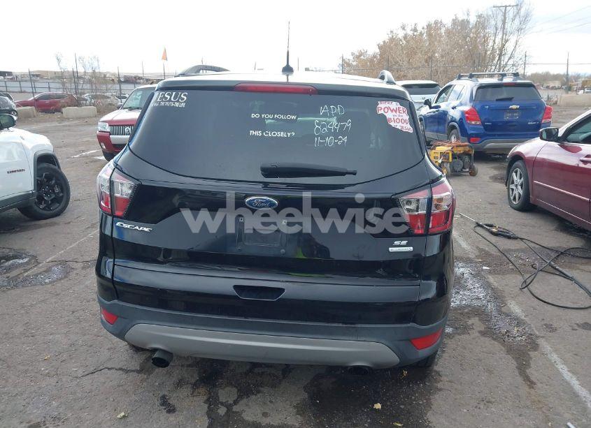 Photo 16 of 2018 Ford Escape SE (VIN 1FMCU0GD0JUC60897)