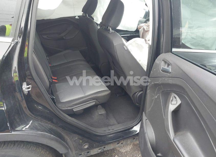 Photo 8 of 2018 Ford Escape SE (VIN 1FMCU0GD0JUC60897)