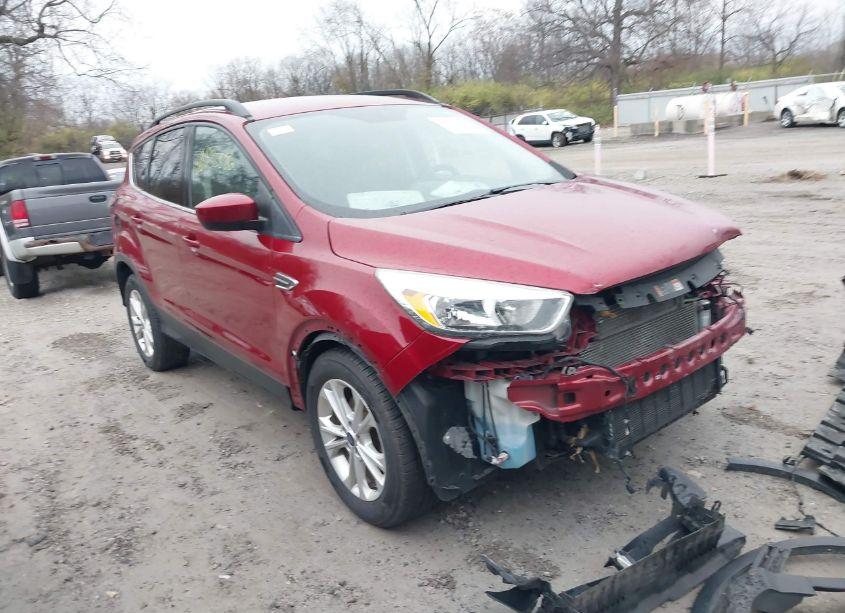2018 Ford Escape SE (VIN 1FMCU0GD0JUC69762) main photo