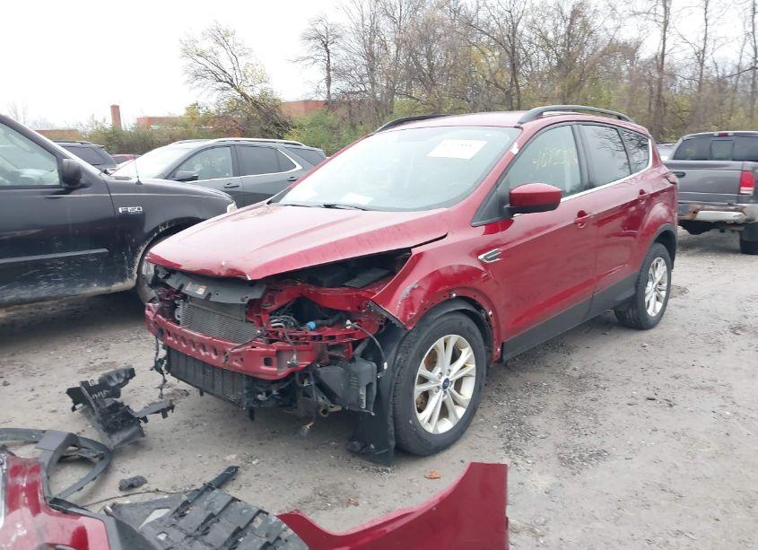 Photo 2 of 2018 Ford Escape SE (VIN 1FMCU0GD0JUC69762)
