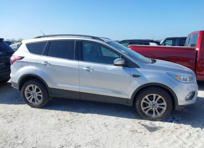 Photo 13 of 2018 Ford Escape SE (VIN 1FMCU0GD0JUC91230)