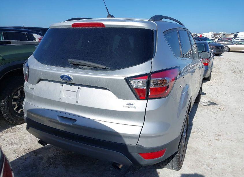 Photo 16 of 2018 Ford Escape SE (VIN 1FMCU0GD0JUC91230)