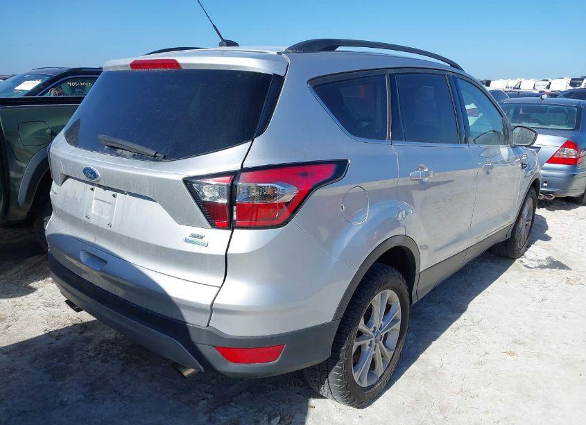 Photo 4 of 2018 Ford Escape SE (VIN 1FMCU0GD0JUC91230)