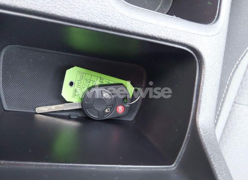 Photo 11 of 2018 Ford Escape SE (VIN 1FMCU0GD0JUC94600)