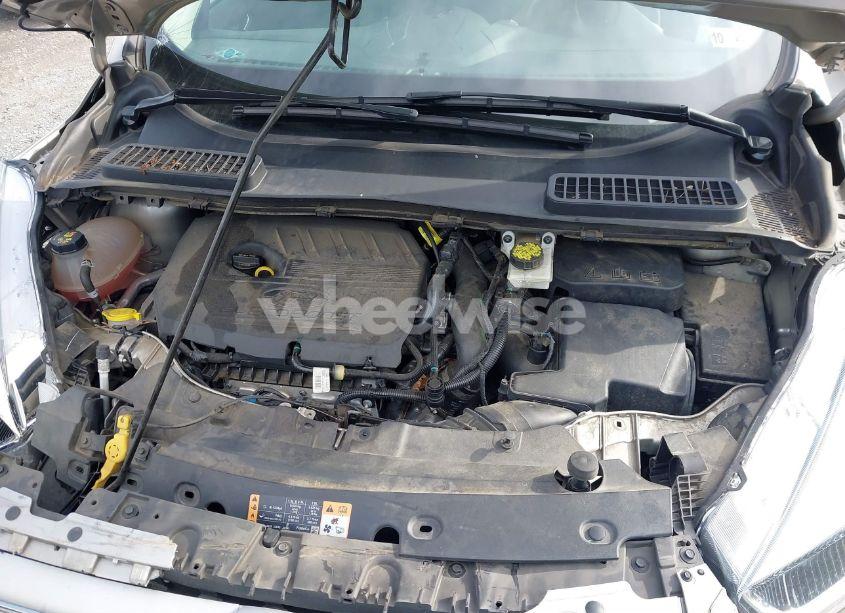 Photo 10 of 2018 Ford Escape SE (VIN 1FMCU0GD0JUD01108)