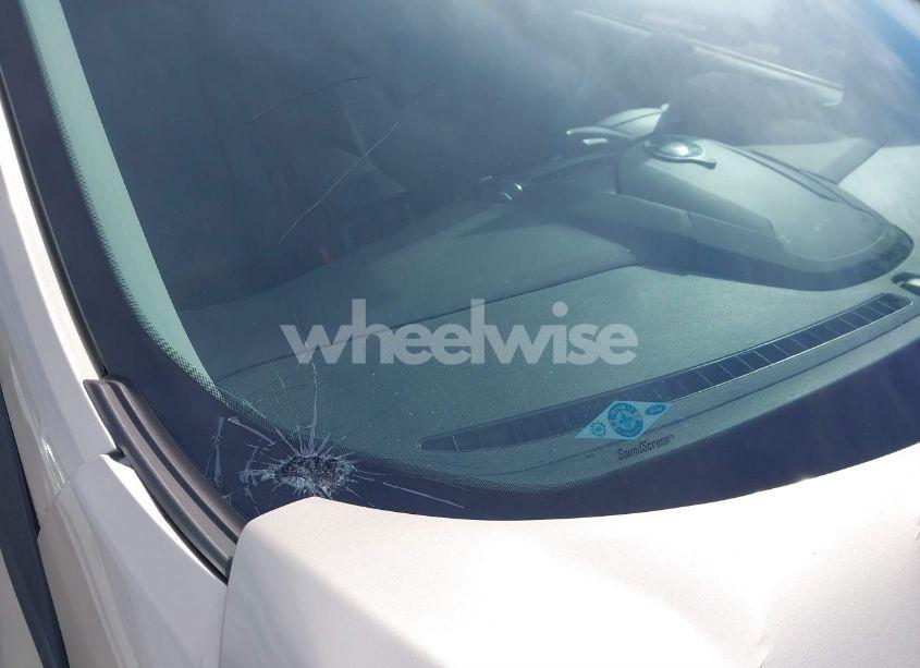 Photo 20 of 2018 Ford Escape SE (VIN 1FMCU0GD0JUD01108)