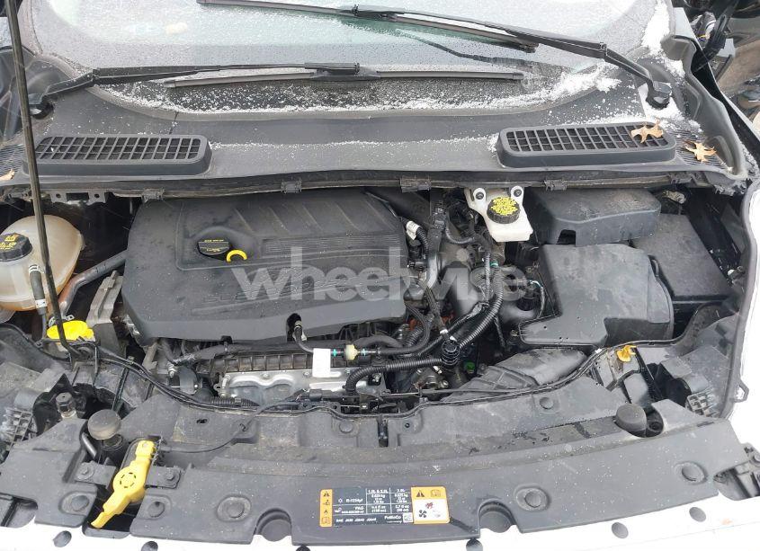 Photo 10 of 2018 Ford Escape SE (VIN 1FMCU0GD0JUD17681)