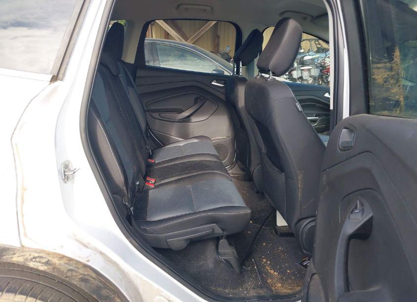 Photo 8 of 2018 Ford Escape SE (VIN 1FMCU0GD0JUD31015)