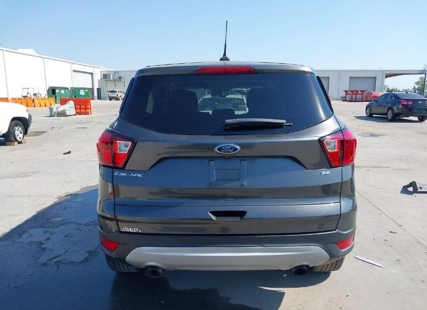 Photo 16 of 2019 Ford Escape SE (VIN 1FMCU0GD0KUA41195)