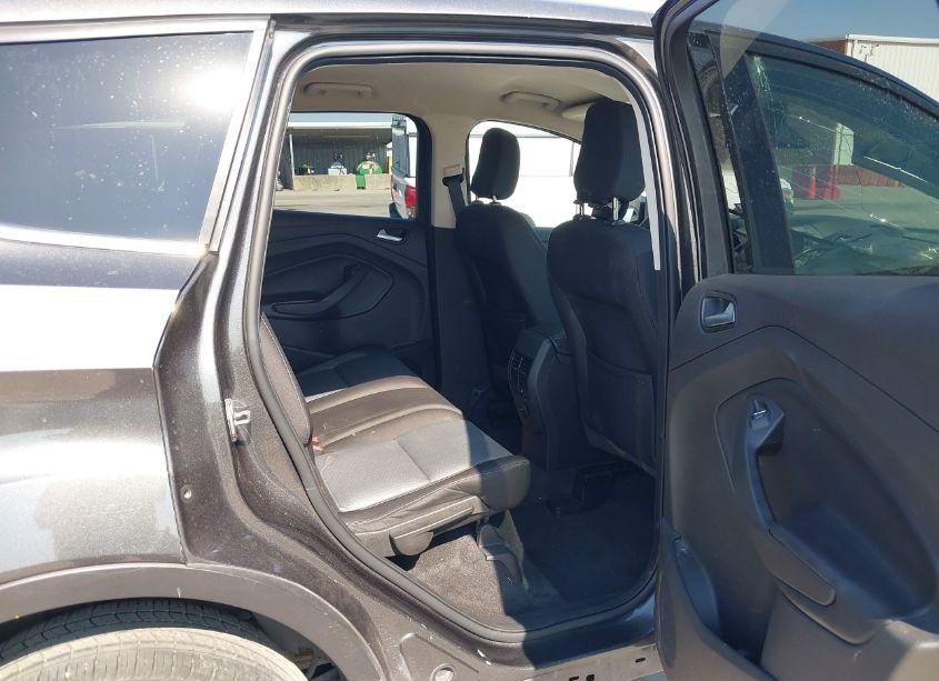 Photo 8 of 2019 Ford Escape SE (VIN 1FMCU0GD0KUA41195)