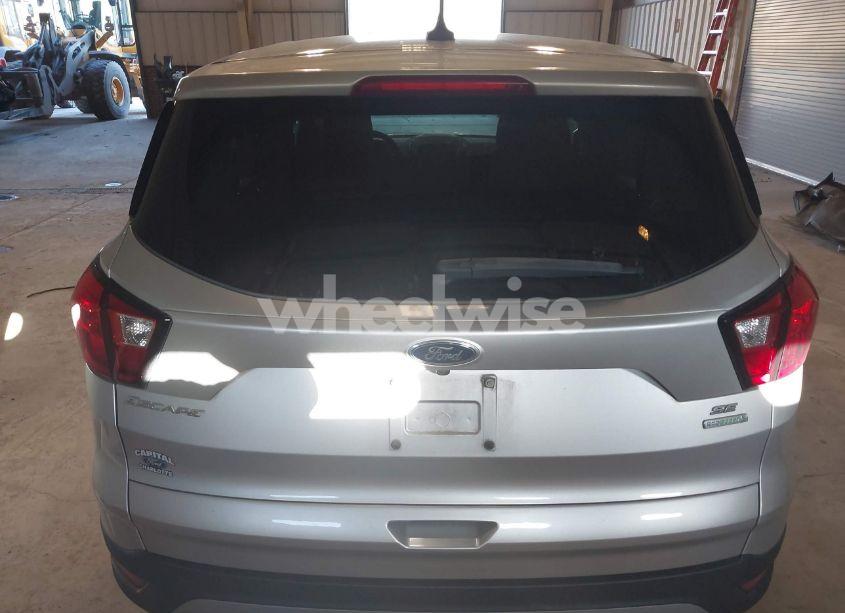 Photo 16 of 2019 Ford Escape SE (VIN 1FMCU0GD0KUA58515)