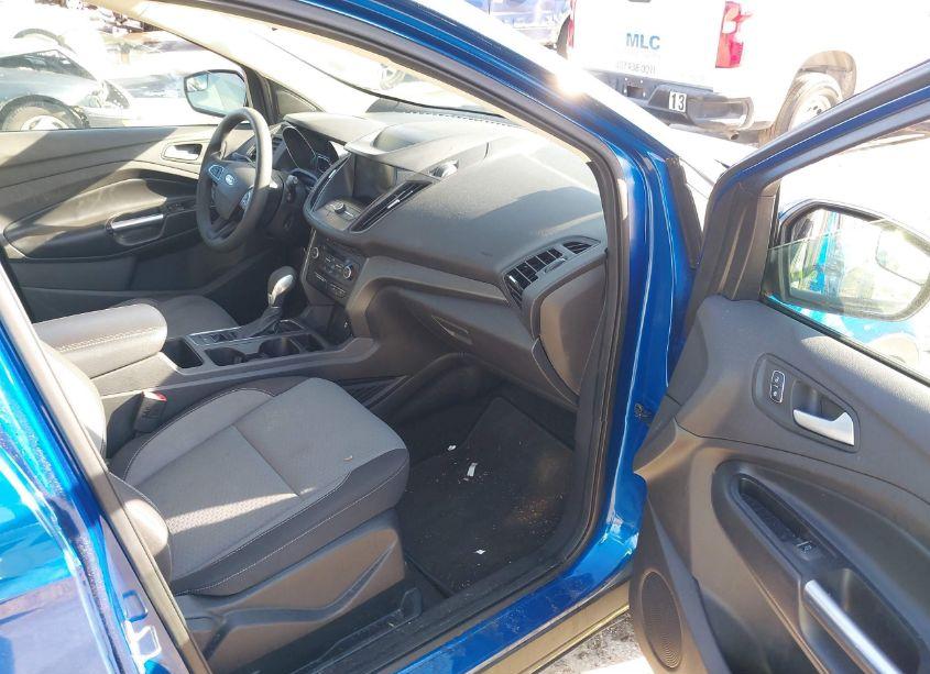 Photo 5 of 2019 Ford Escape SE (VIN 1FMCU0GD0KUA74634)