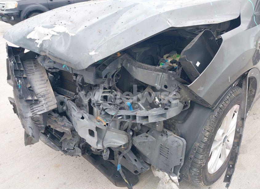 Photo 18 of 2019 Ford Escape SE (VIN 1FMCU0GD0KUA82121)