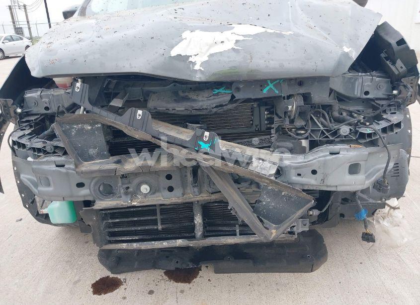 Photo 19 of 2019 Ford Escape SE (VIN 1FMCU0GD0KUA82121)