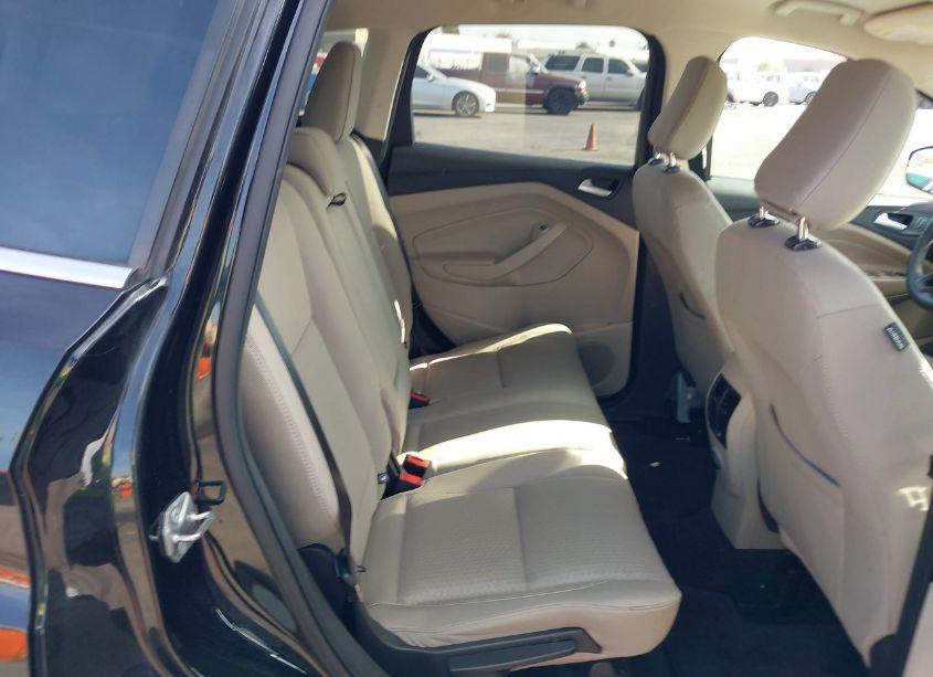 Photo 8 of 2019 Ford Escape SE (VIN 1FMCU0GD0KUB28188)