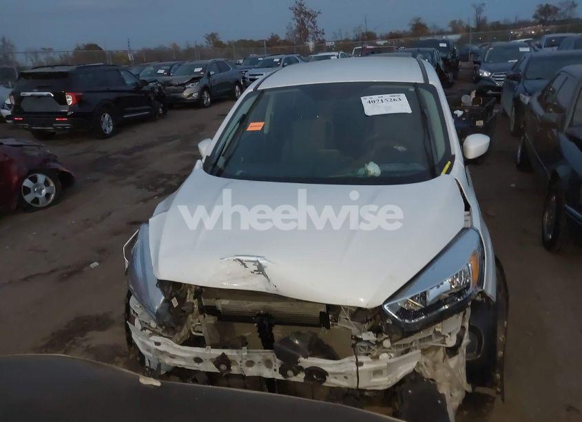 Photo 11 of 2019 Ford Escape SE (VIN 1FMCU0GD0KUB52846)