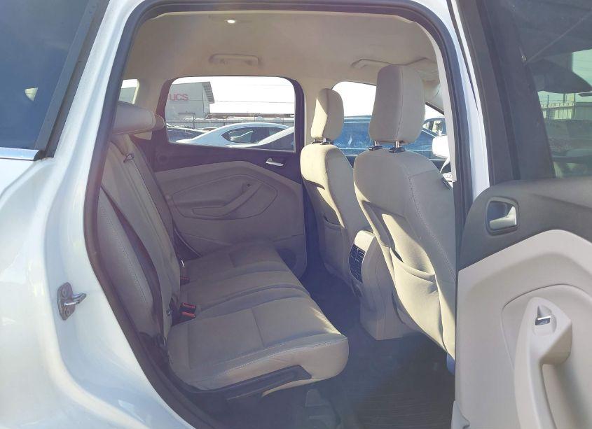 Photo 8 of 2019 Ford Escape SE (VIN 1FMCU0GD0KUB65046)