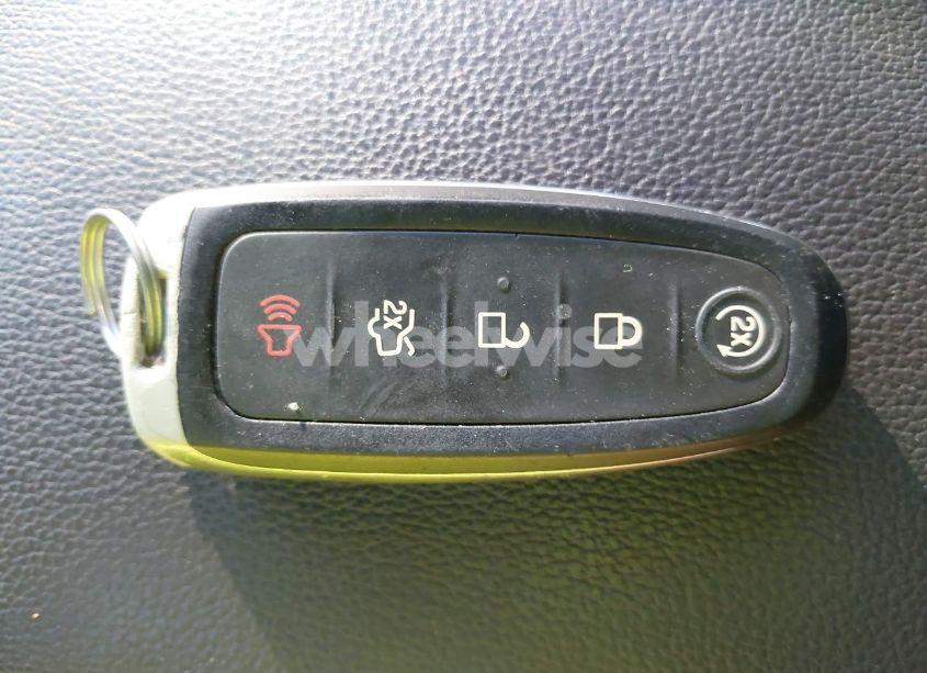 Photo 11 of 2019 Ford Escape SE (VIN 1FMCU0GD0KUB65466)