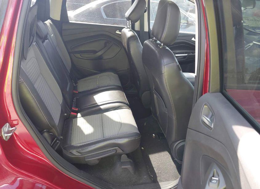 Photo 8 of 2019 Ford Escape SE (VIN 1FMCU0GD0KUC02466)