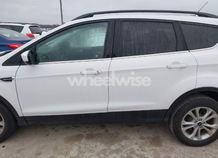 Photo 14 of 2017 Ford Escape SE (VIN 1FMCU0GD1HUA60041)