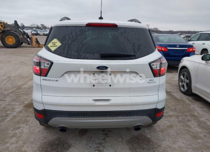 Photo 16 of 2017 Ford Escape SE (VIN 1FMCU0GD1HUA60041)