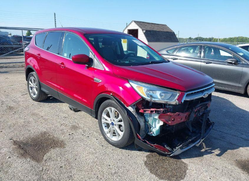 2017 Ford Escape SE (VIN 1FMCU0GD1HUA77289) main photo