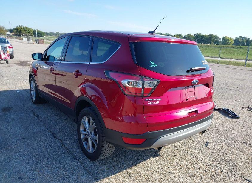 Photo 3 of 2017 Ford Escape SE (VIN 1FMCU0GD1HUA77289)
