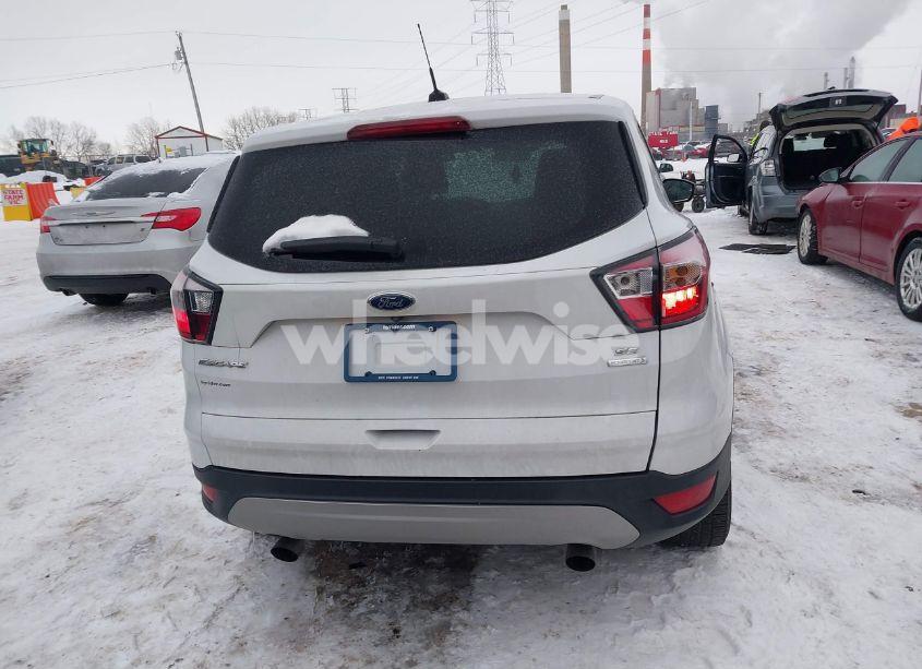 Photo 16 of 2017 Ford Escape SE (VIN 1FMCU0GD1HUA79236)