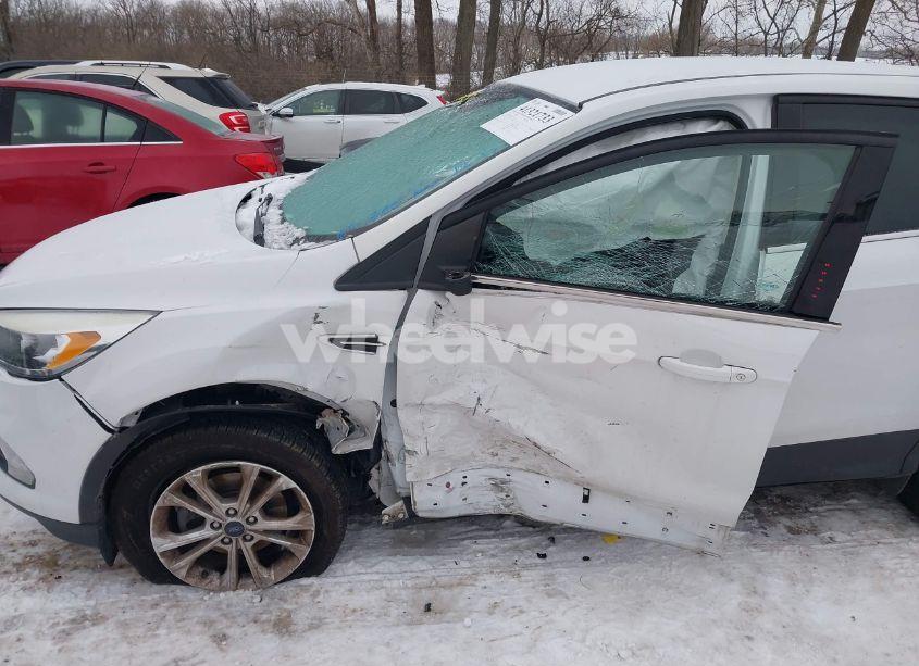 Photo 6 of 2017 Ford Escape SE (VIN 1FMCU0GD1HUA79236)