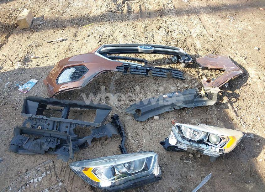 Photo 12 of 2017 Ford Escape SE (VIN 1FMCU0GD1HUB40469)