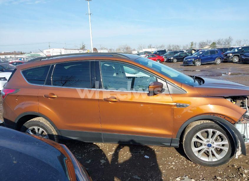 Photo 14 of 2017 Ford Escape SE (VIN 1FMCU0GD1HUB40469)