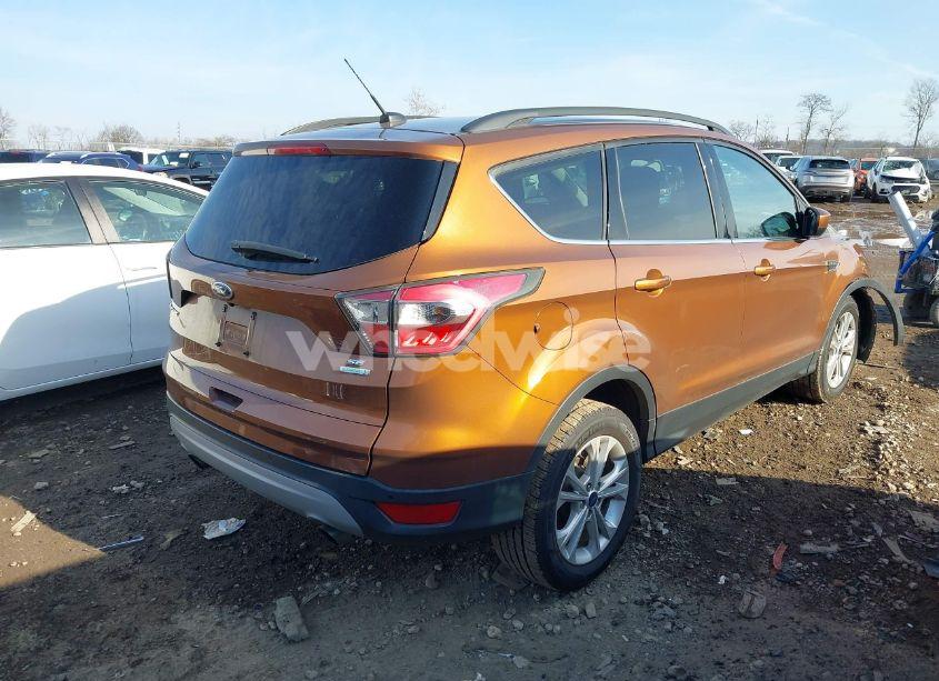 Photo 4 of 2017 Ford Escape SE (VIN 1FMCU0GD1HUB40469)