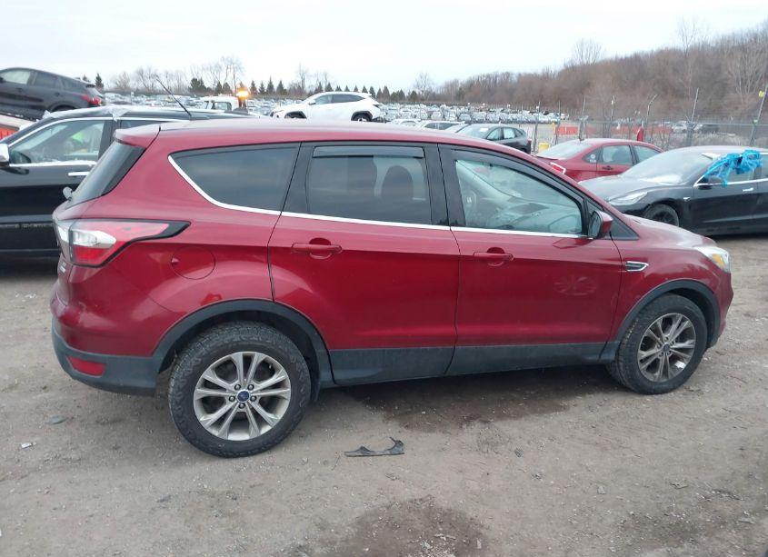 Photo 13 of 2017 Ford Escape SE (VIN 1FMCU0GD1HUB57403)