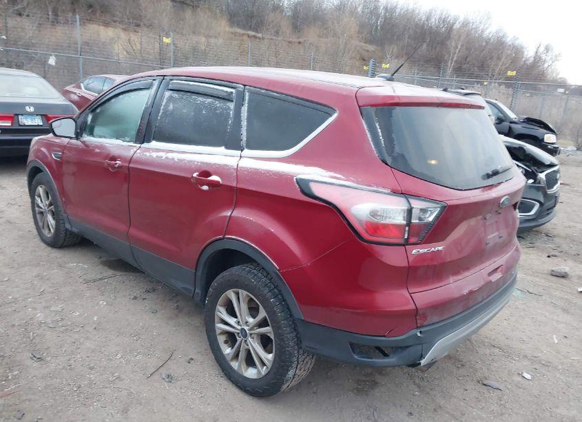 Photo 3 of 2017 Ford Escape SE (VIN 1FMCU0GD1HUB57403)