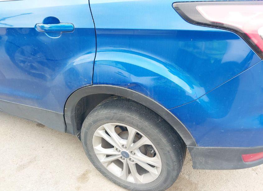 Photo 17 of 2017 Ford Escape SE (VIN 1FMCU0GD1HUC00797)