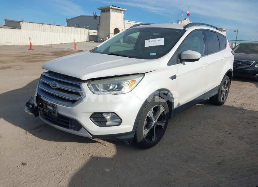 Photo 2 of 2017 Ford Escape SE (VIN 1FMCU0GD1HUC07345)