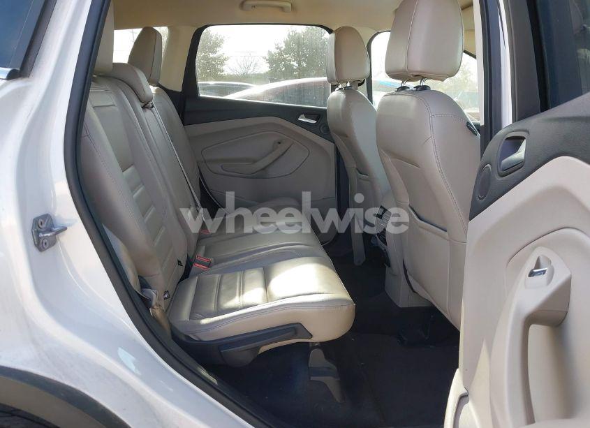 Photo 8 of 2017 Ford Escape SE (VIN 1FMCU0GD1HUC07345)